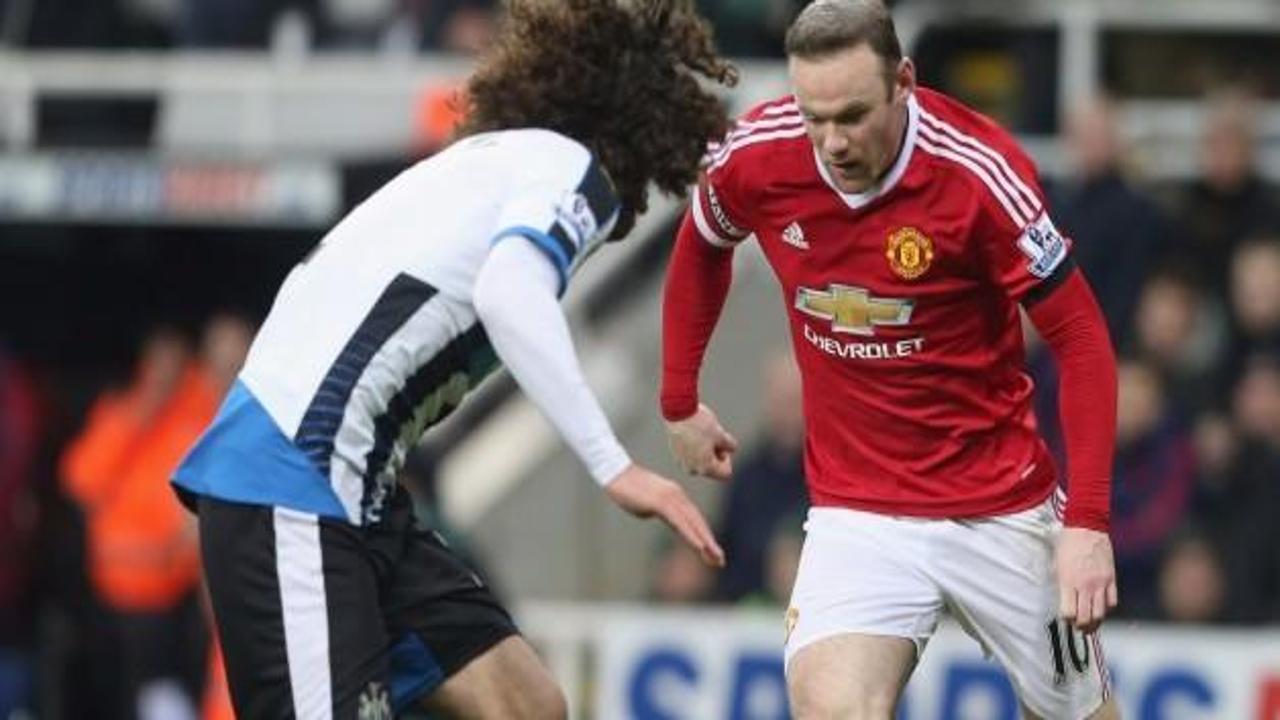 Manchester United'ı 90'da yıktılar