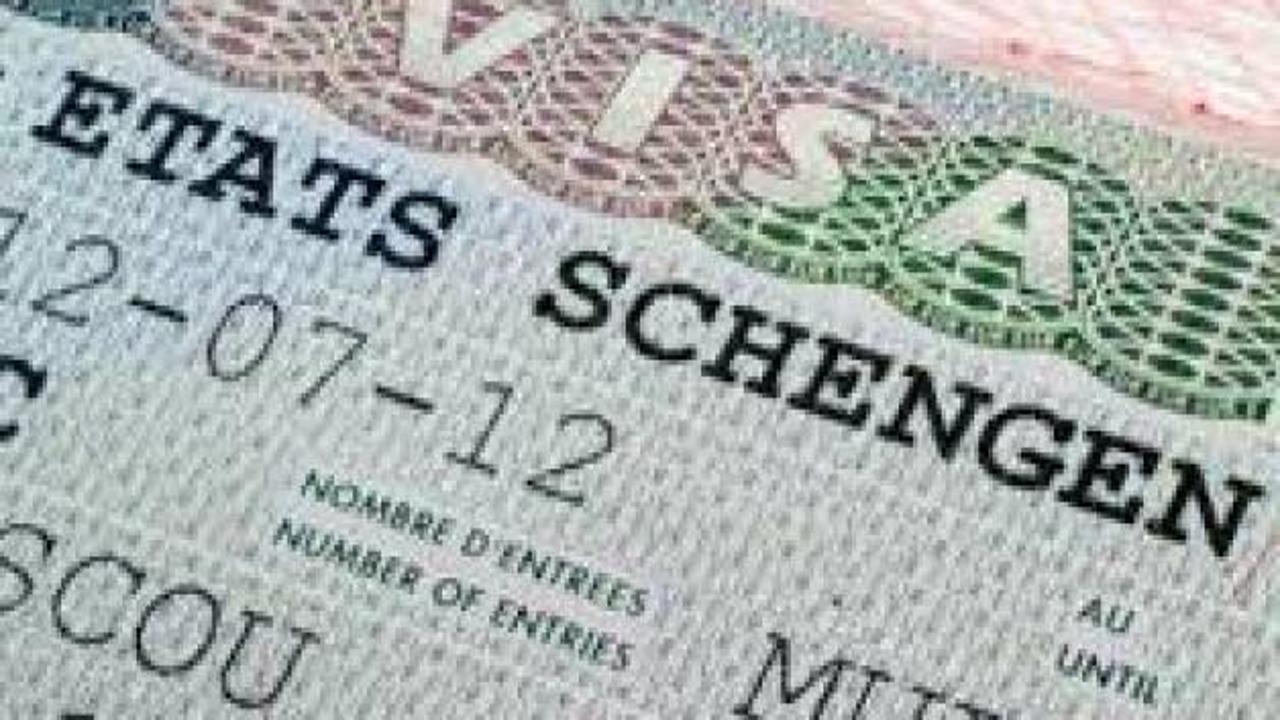 İtalya'dan, Tusk'ın Schengen açıklamalarına tepki