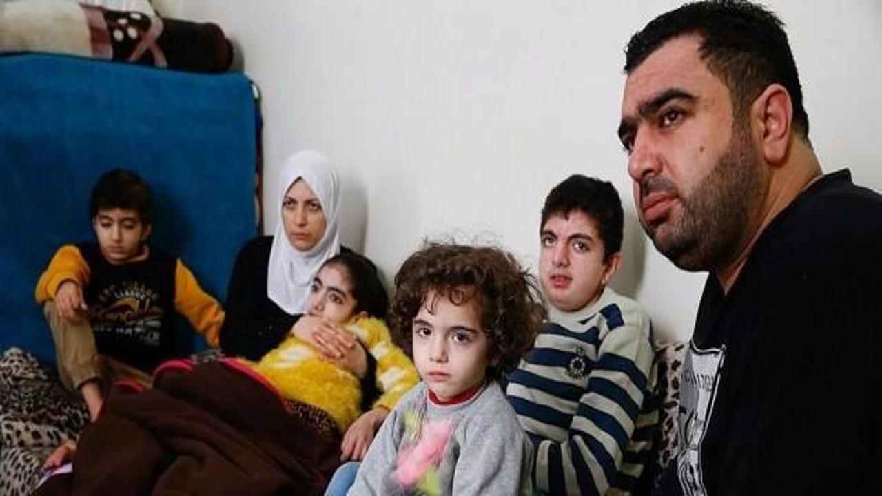 Suriyeli aile engelli 3 çocuğu için umut arıyor