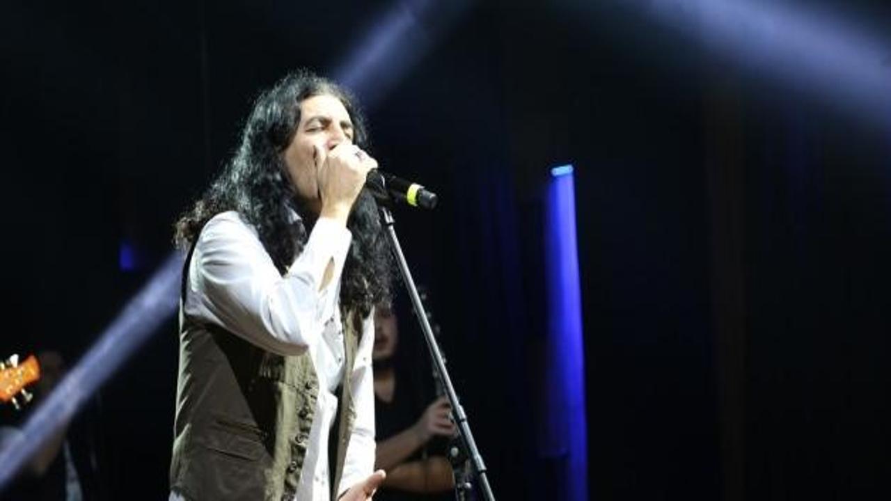 Murat Kekilli Zeytinburnu'nda konser verdi