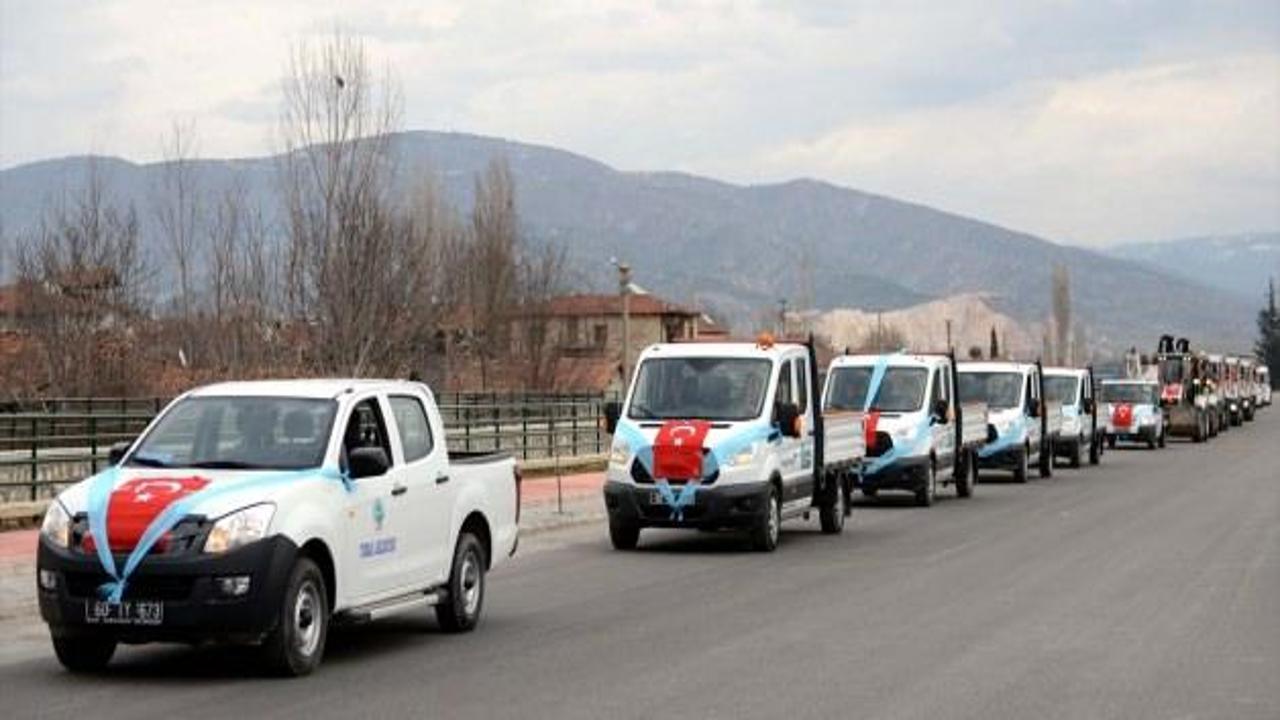Turhal Belediyesine yeni alınan araçlar tanıtıldı