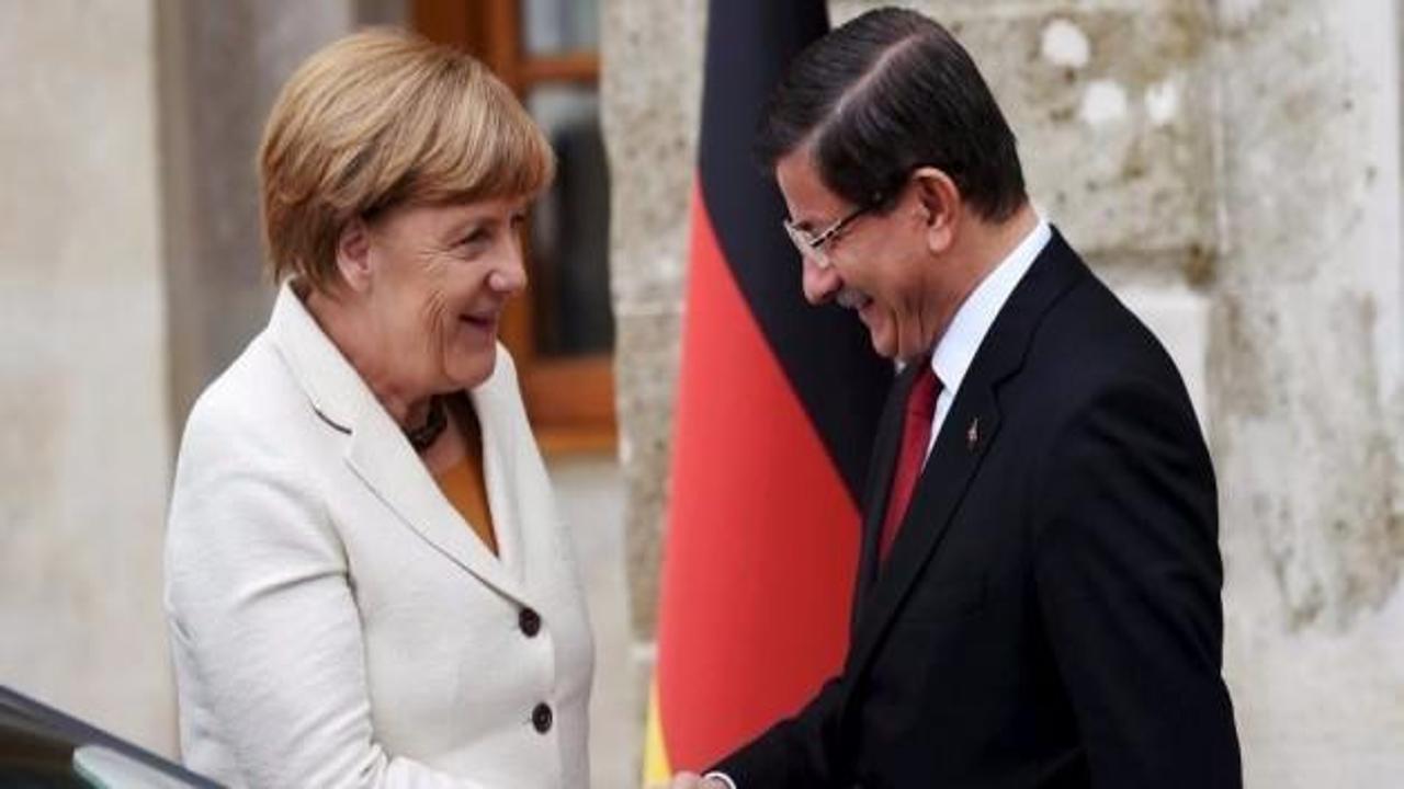 Merkel yine Türkiye'ye geliyor