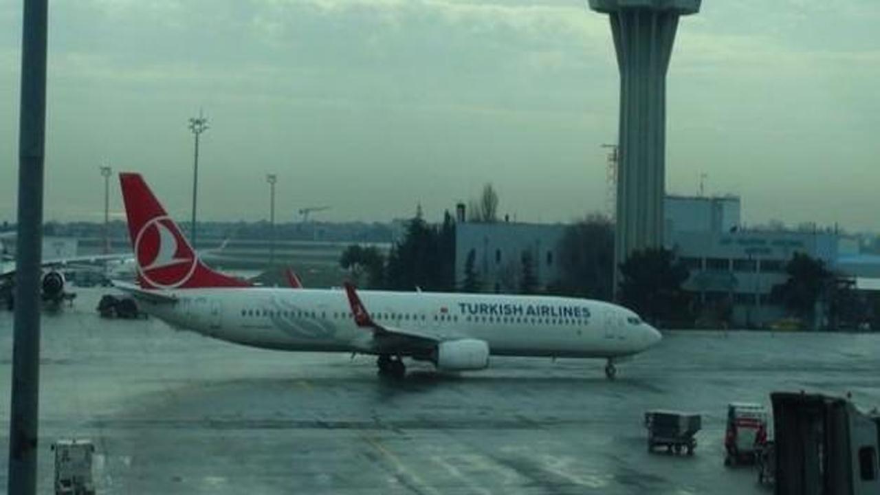 Ekrandaki PKK yazısı THY uçağını boşalttı