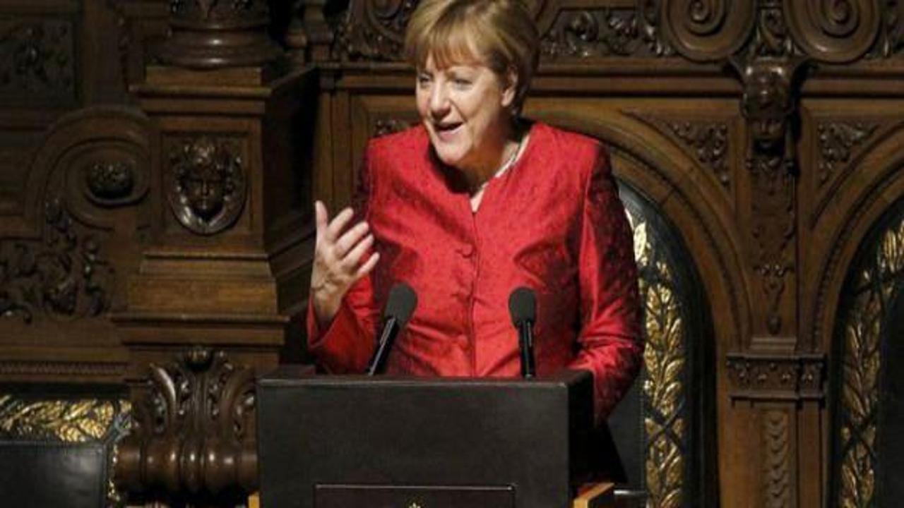 Merkel, İngiltere'nin kalmasını istiyor