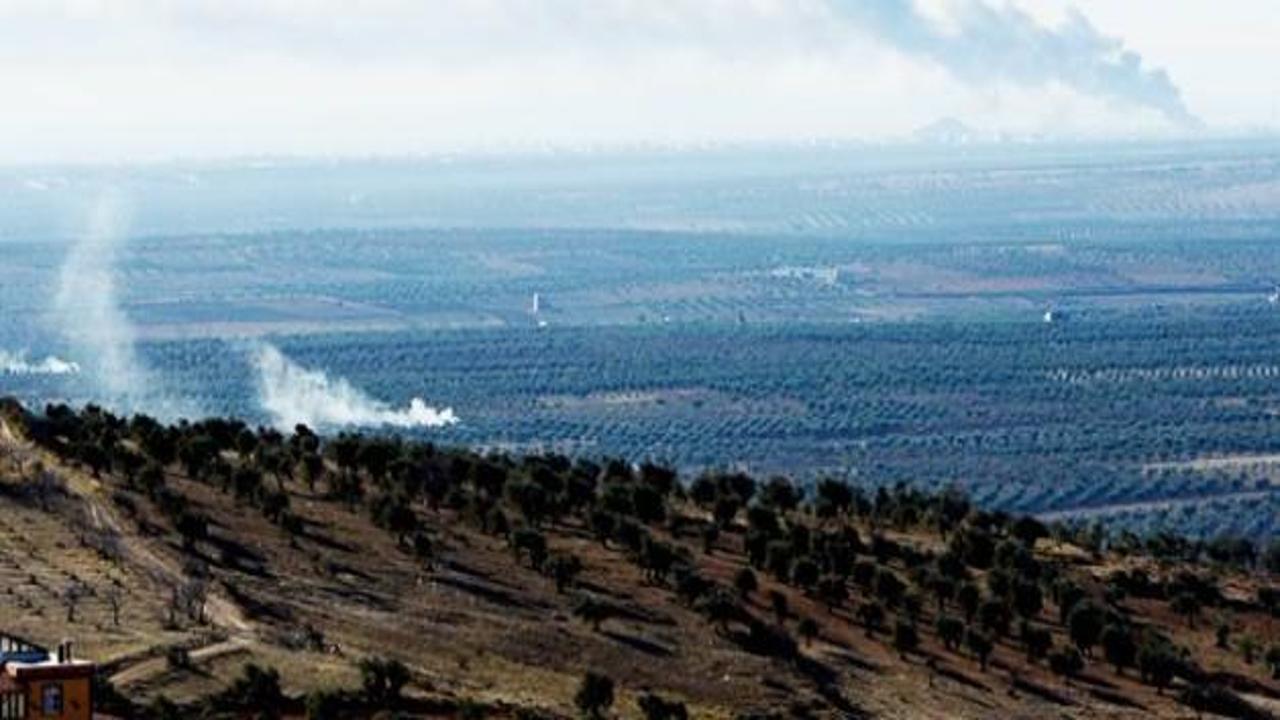 Rus uçakları Azez'i bombaladı