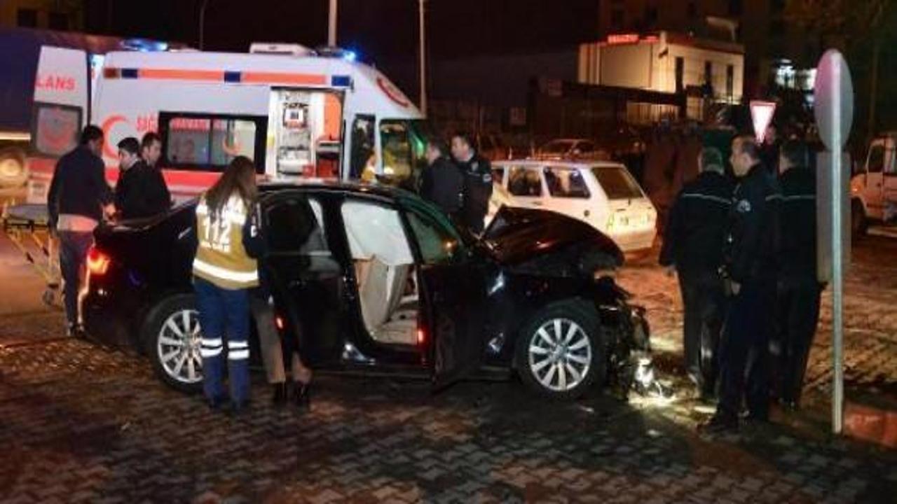 Zırhlı polis aracı kaza yaptı: 6 yaralı