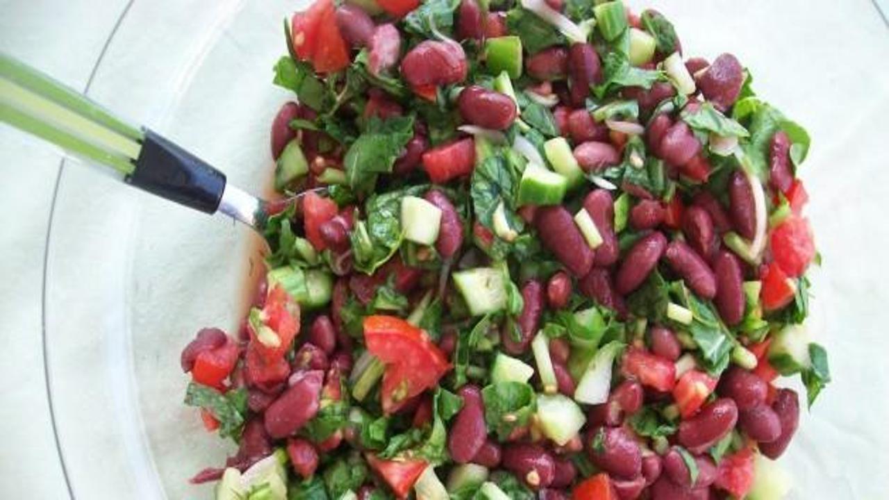 Fasulyenin en kolay hali: Meksika Salatası