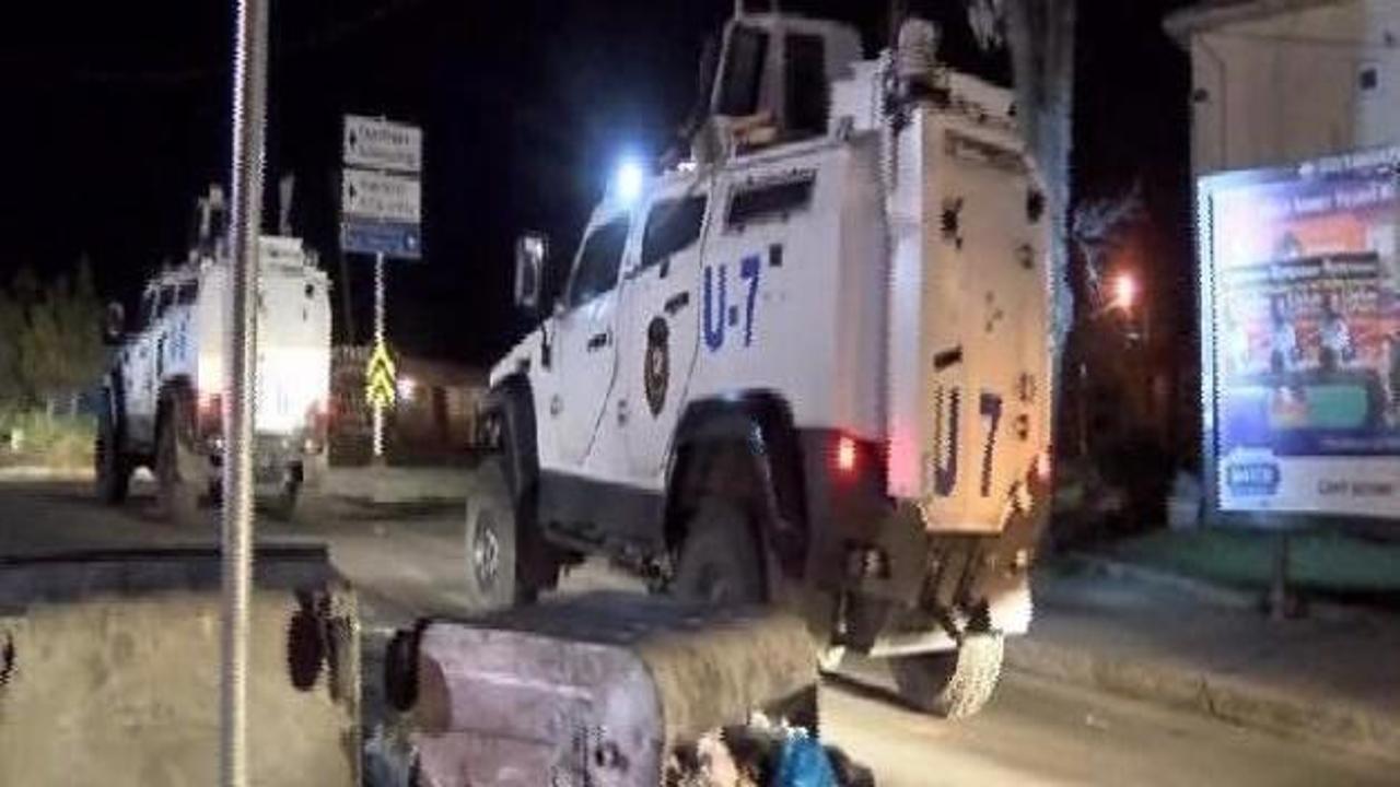 PKK yandaşları Gazi Mahallesi'nde polise saldırdı