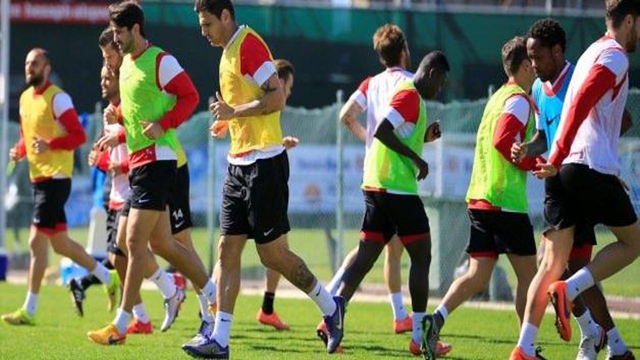 Antalyaspor'un forvet oyuncusu Ömer Şişmanoğlu: