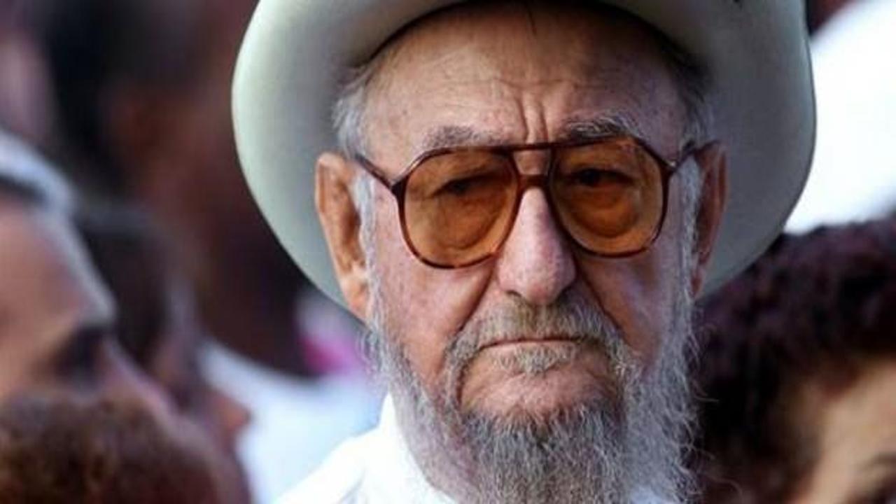 Fidel Castro'nun ağabeyi öldü