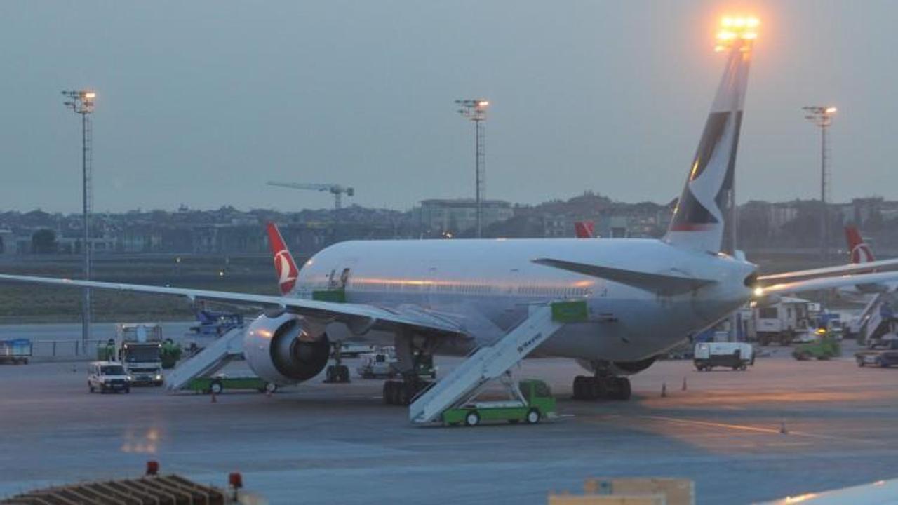 Cathay Pacific uçağı İstanbul'a acil iniş yaptı