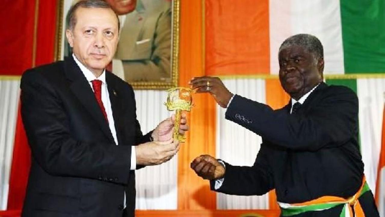 Erdoğan Abidjan'ın 'altın anahtarı' verildi