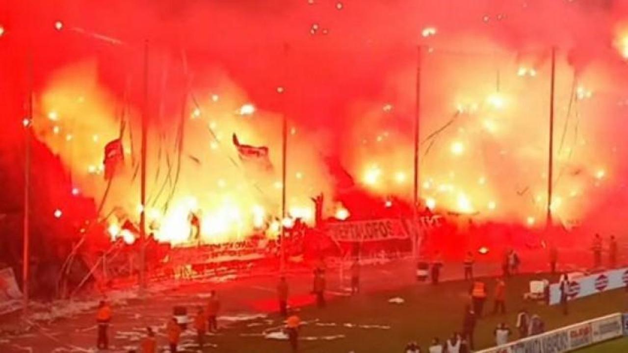 PAOK-Olympiakos maçı yarıda kaldı
