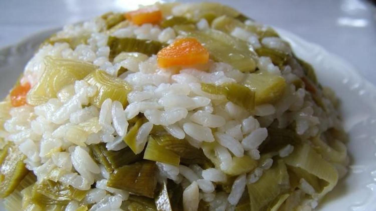 Pırasalı Pirinç Pilavı Tarifi