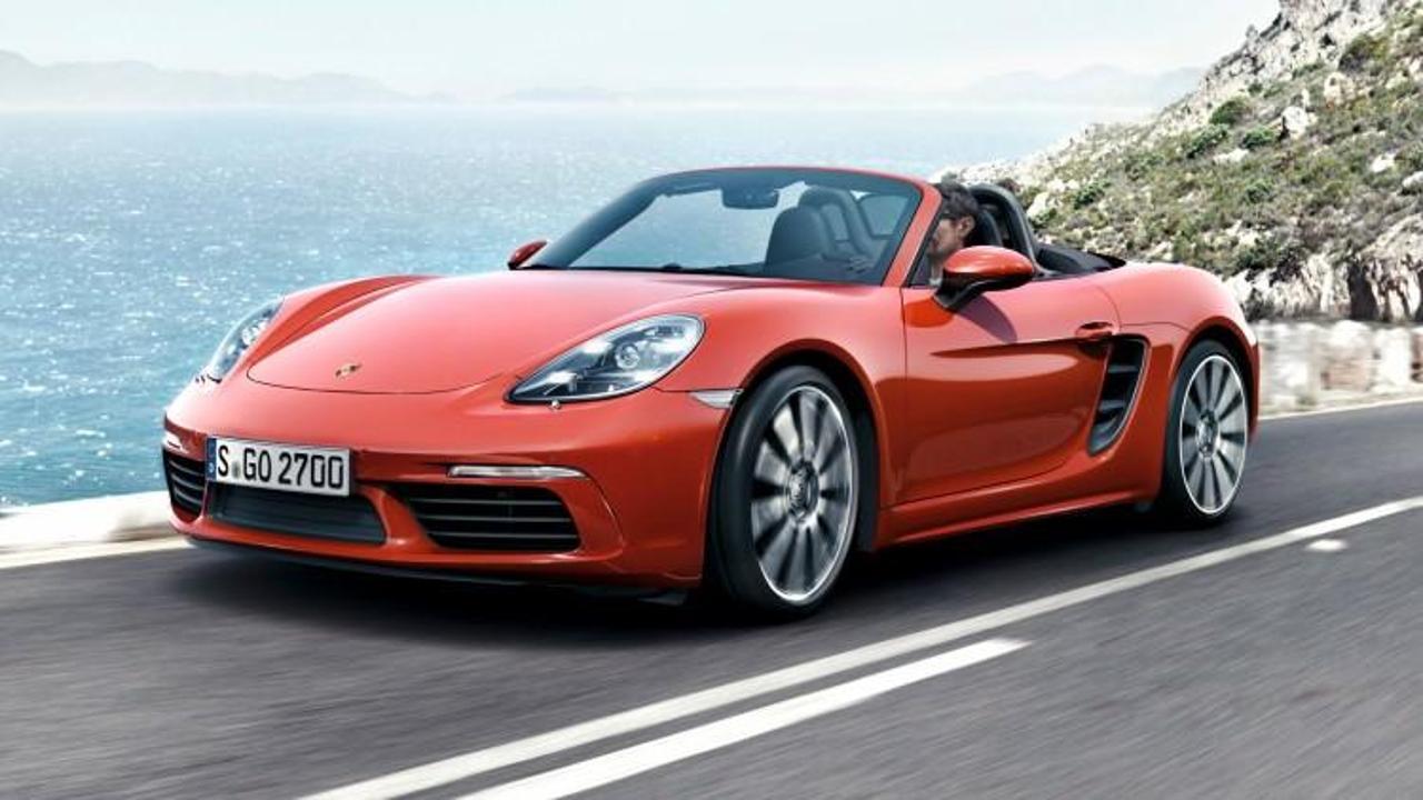 Porsche 718 Boxster sahneye çıktı!