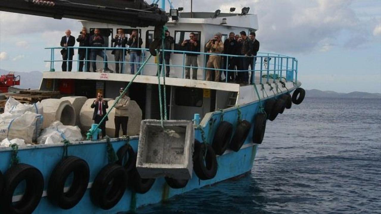 Çeşme'de "su altı canlılığı" için gemi batırılacak