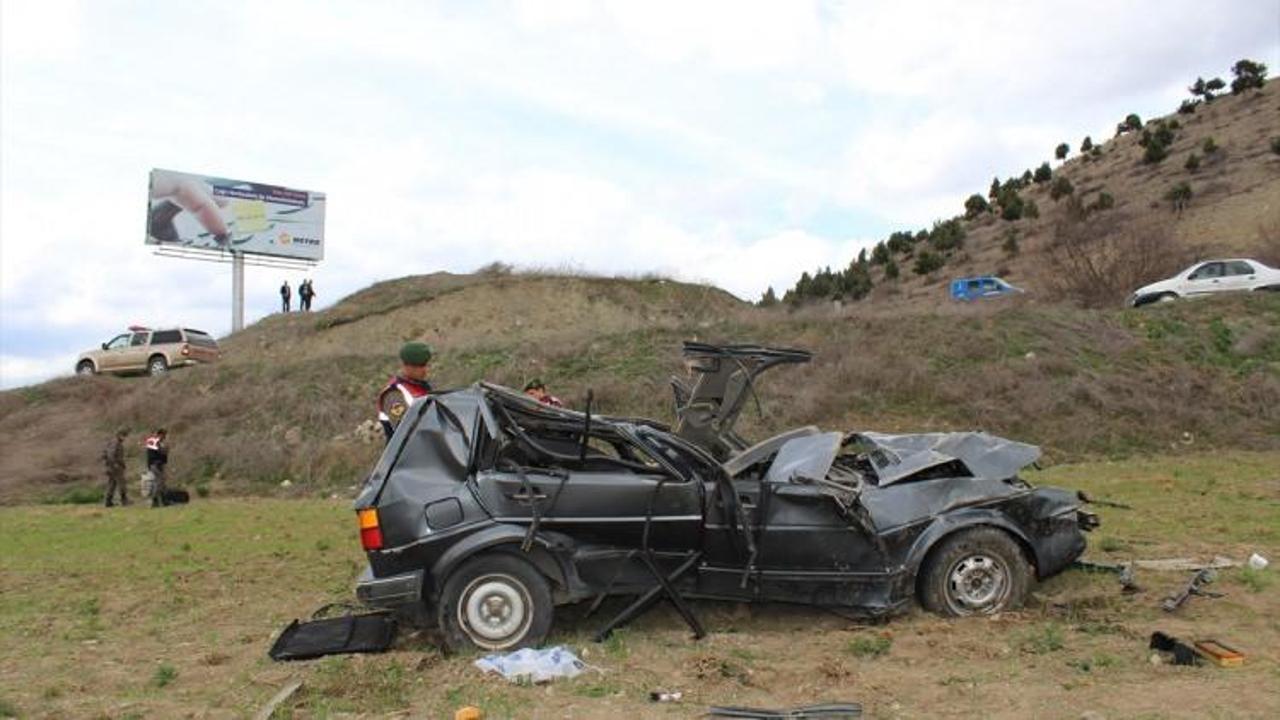 Kastamonu'da otomobil devrildi: 2 ölü