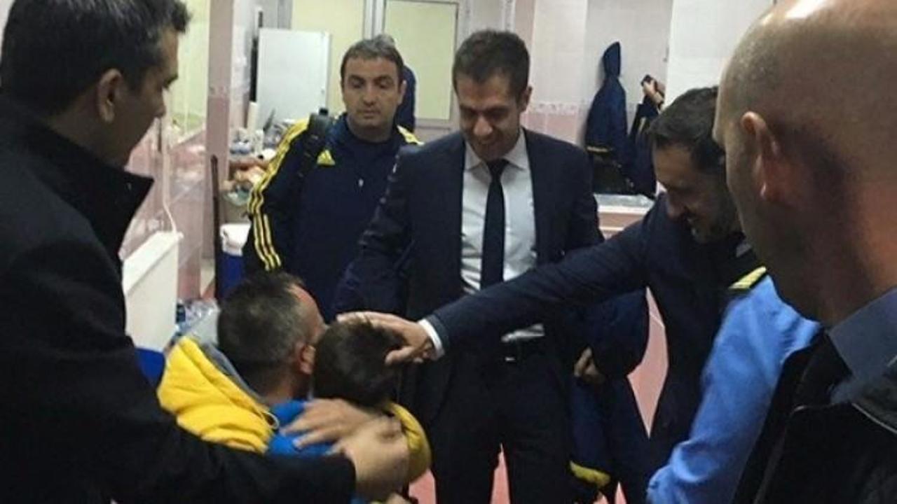 Ağlayan &ccedil;ocuğa Vitor Pereira tesellisi