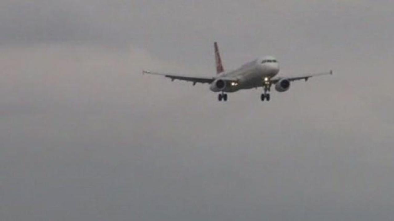 Havalimanına inen pilotları şaşırtan manzara!