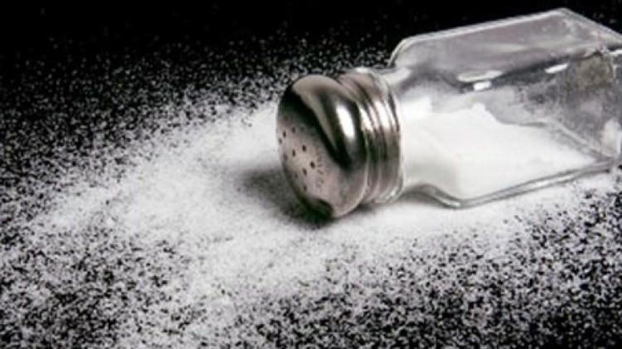   "Tuz alışkanlığından 1 ayda kurtulmak m&uuml;mk&uuml;n"