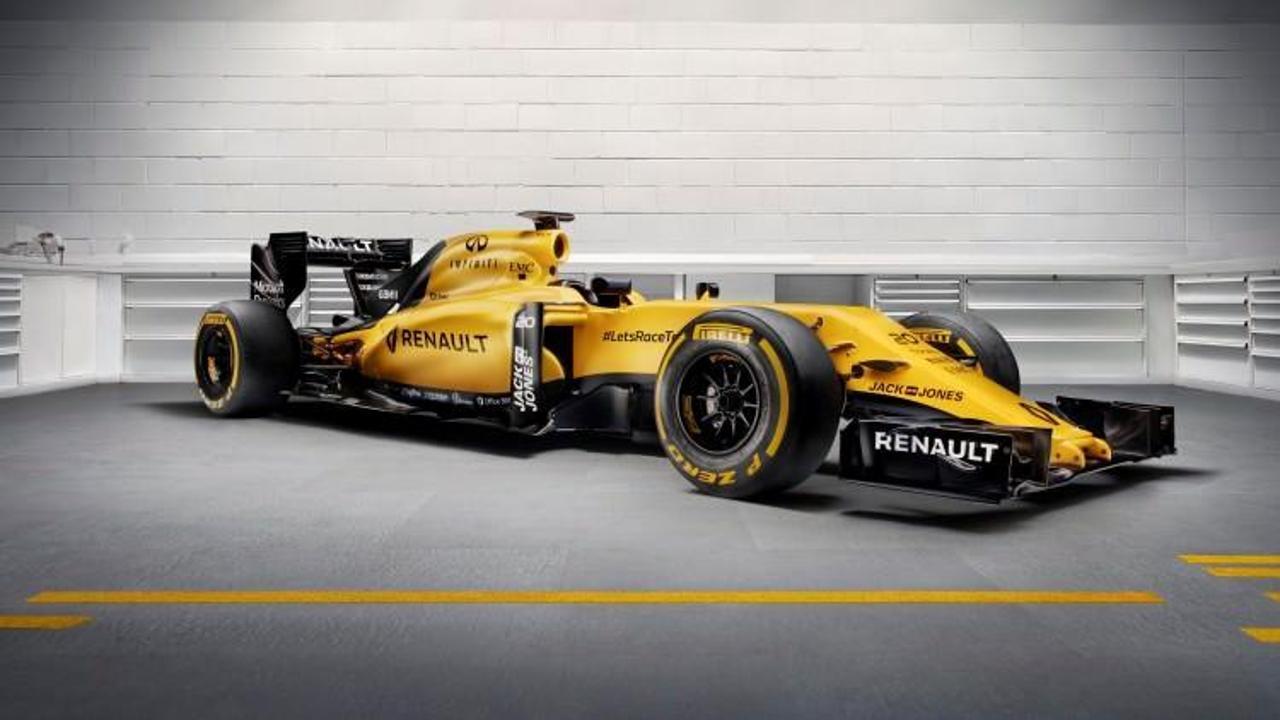 Renault, yeni Formula 1 aracını tanıttı