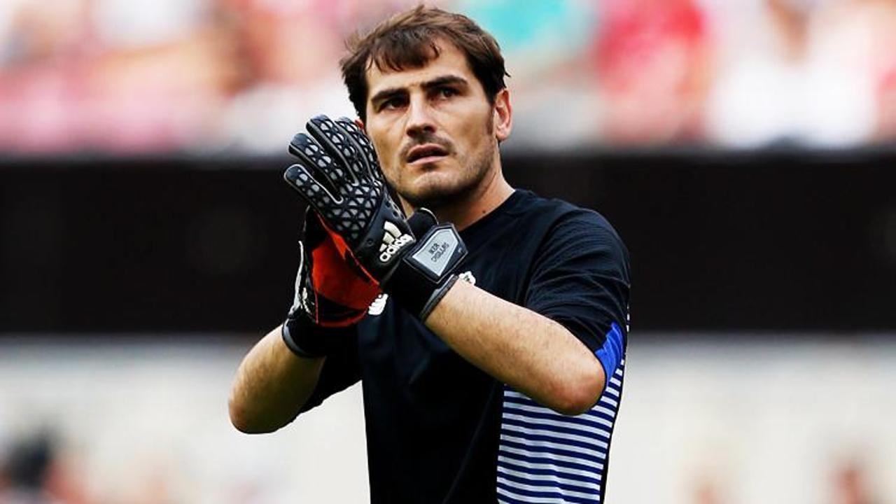 Casillas'dan Leicester paylaşımı!