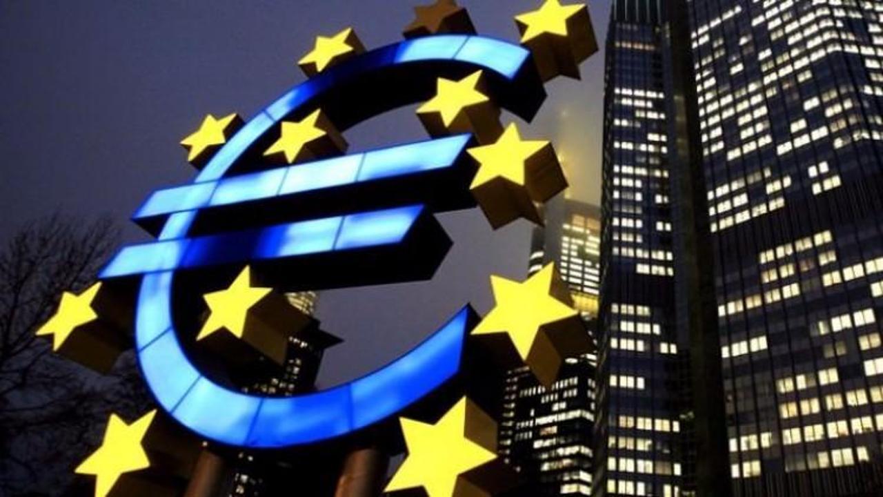 Draghi: Belirsizlik devam ediyor