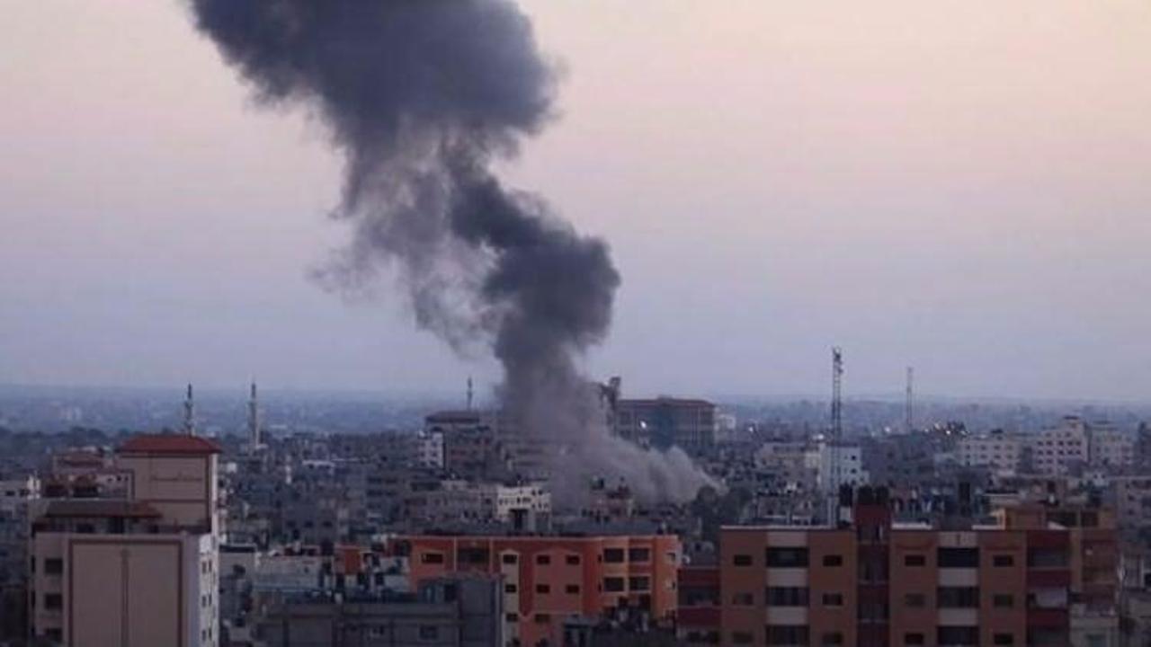 İsrail Gazze'ye saldırdı