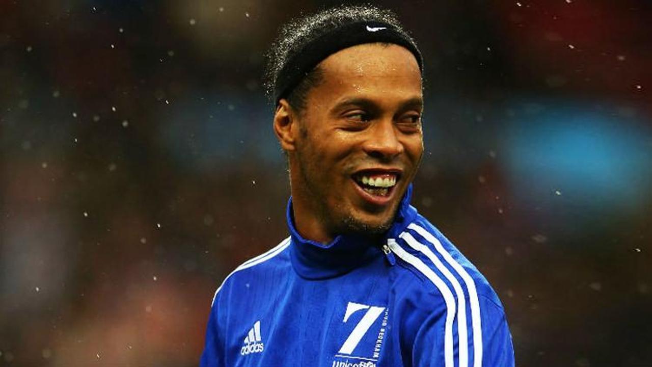 Ronaldinho'nun yeni adresi şaşırttı! 2. Lig ekibi