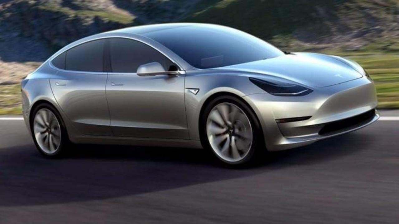Tesla Model 3'e üç günde devasa sipariş