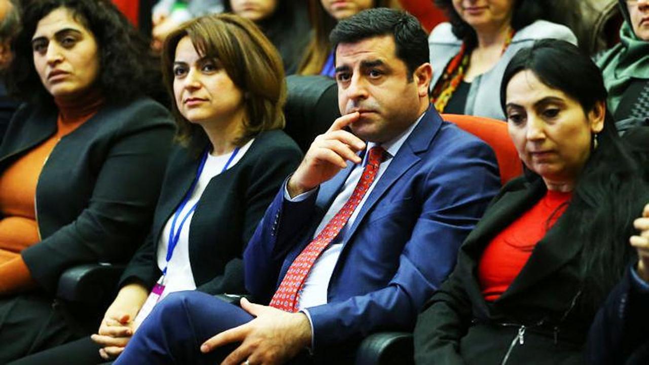 129 milletvekili topun ağzında!