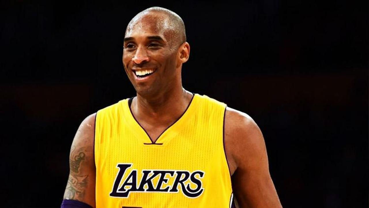 Kobe'nin ölümü sonrası Lakers-Clippers maçı ertelendi