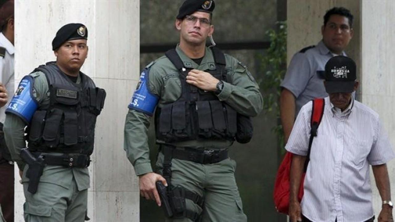 Panama Belgeleri'nin sızdığı merkeze baskın