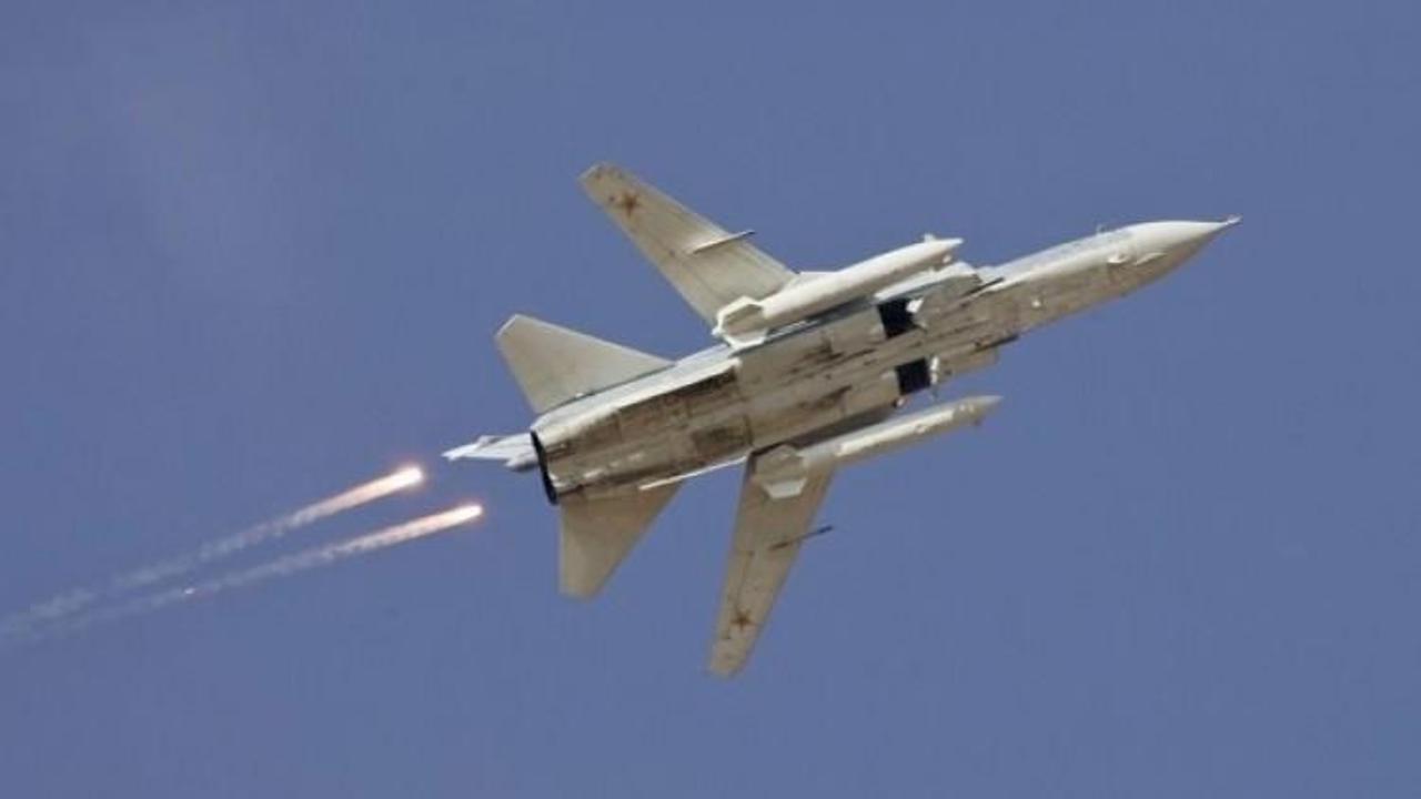 Rus uçaklarından tehlikeli hareket