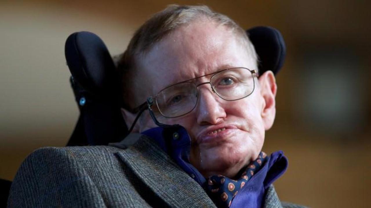 Türk bilim insanı Hawking'i konuşturacak