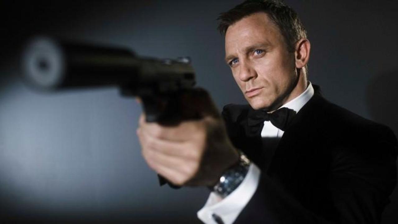 'James Bond' sergisi açıldı
