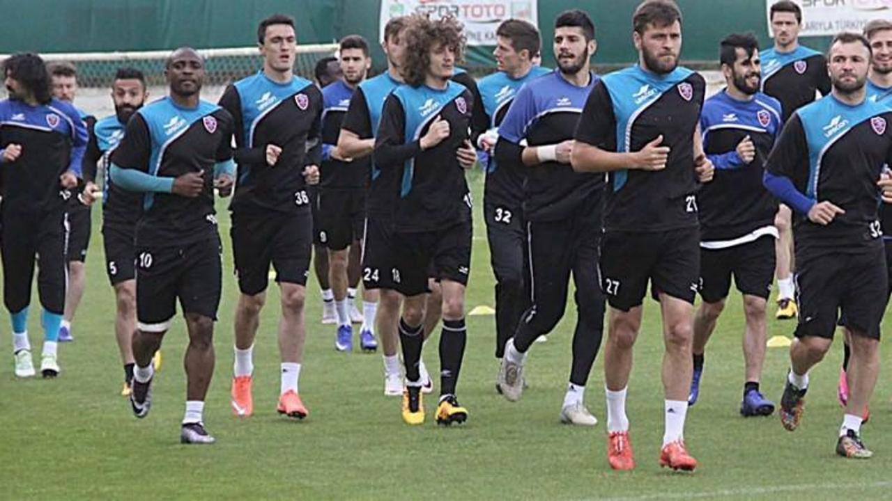 Kardemir Karab&uuml;kspor'a ceza yağdı