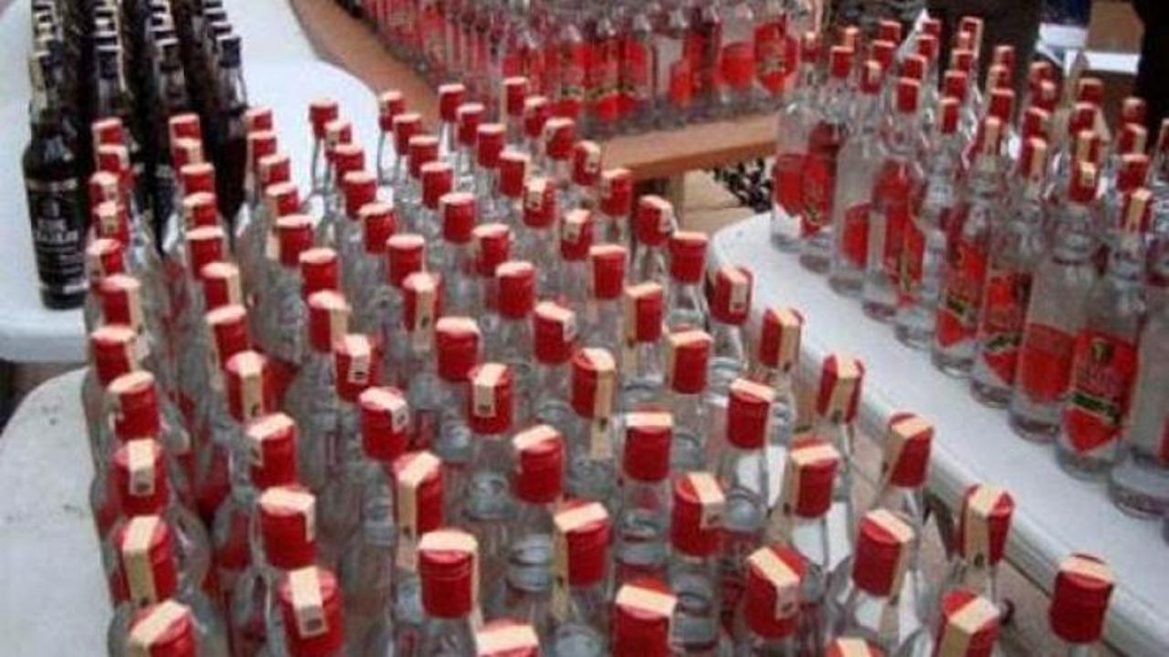 Hindistan'da 19 kişi sahte i&ccedil;kiden &ouml;ld&uuml;