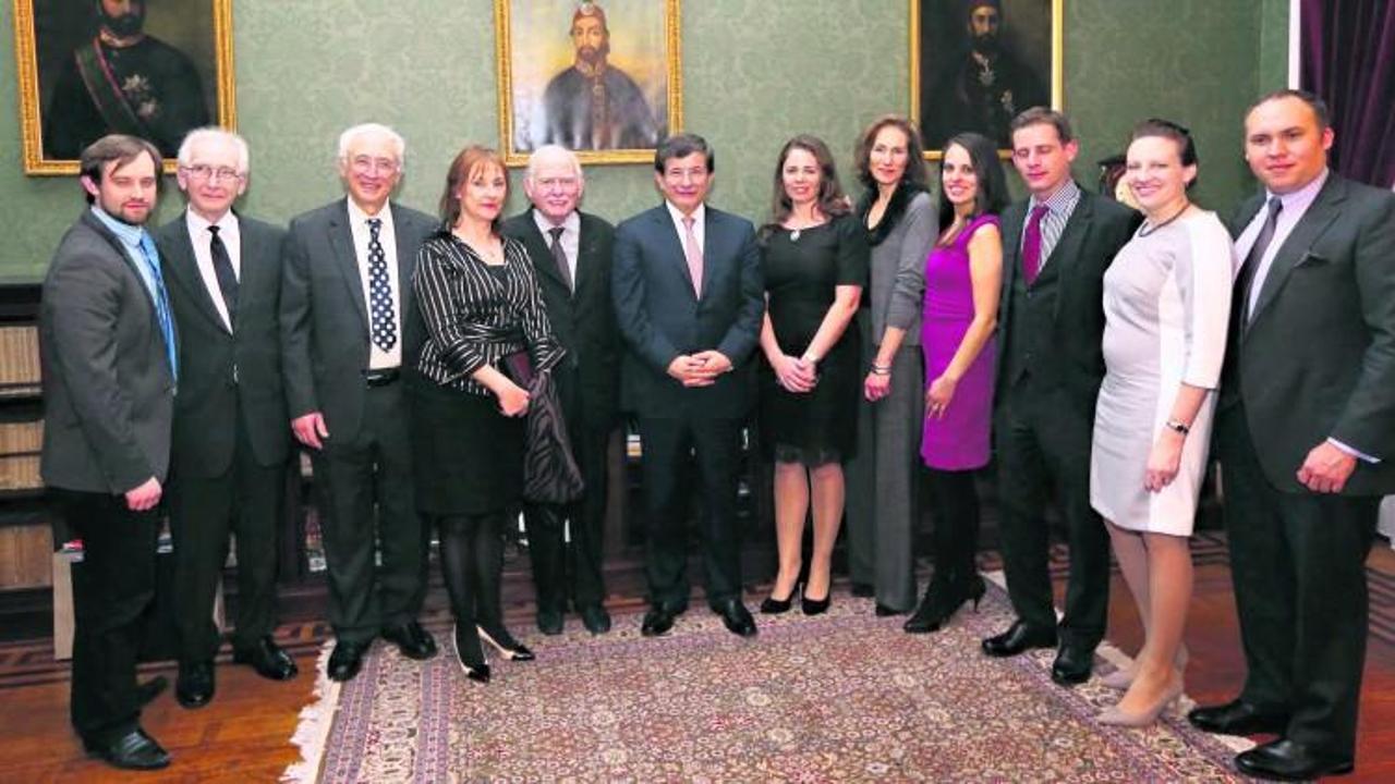 MHP'den "Hanedana maaş bağlansın" &ouml;nerisi