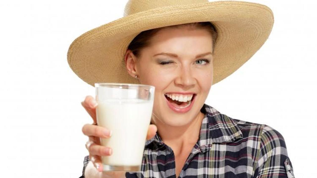 Süt yağlı mı içilmeli, az yağlı mı?