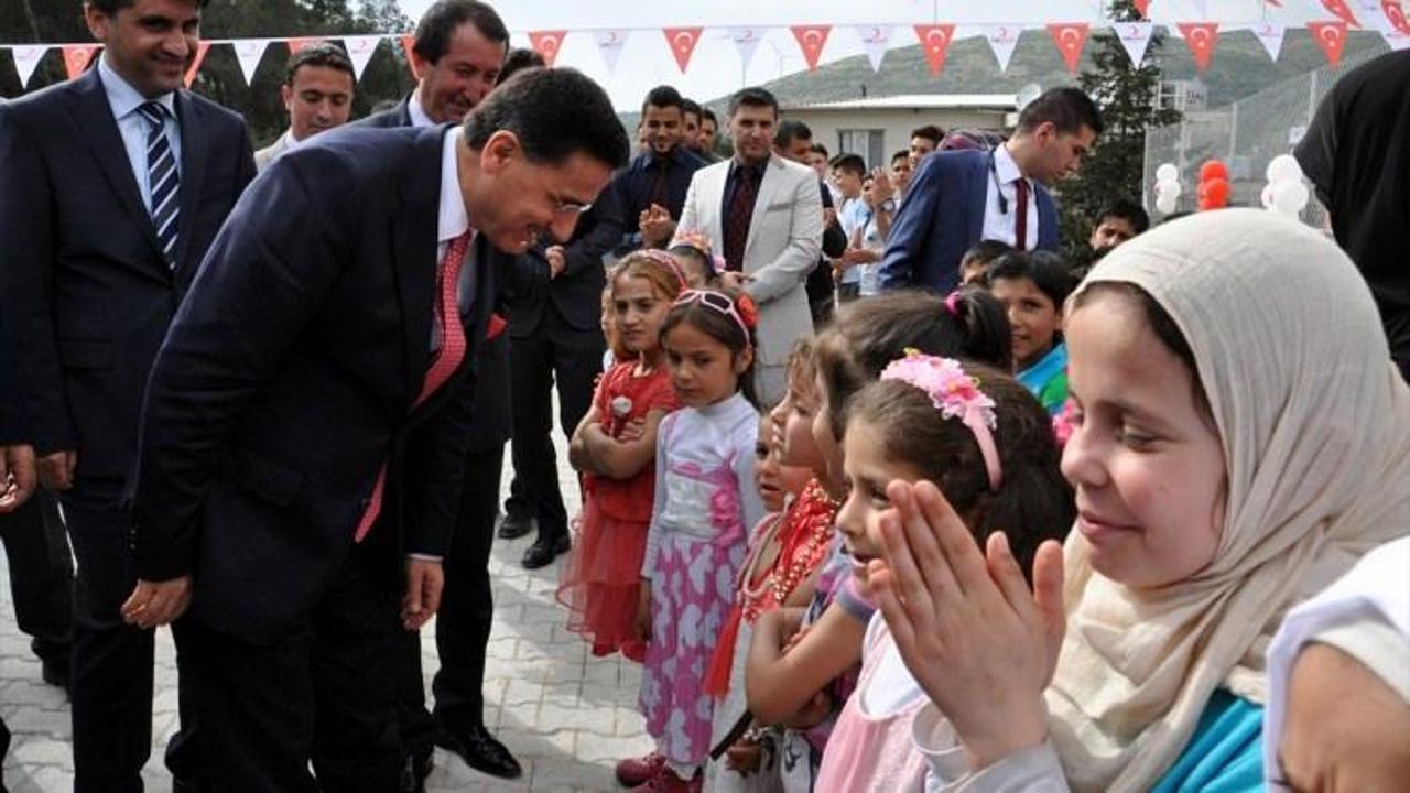 Hatay'da "Türk Kızılayı Geçici Eğitim Merkezi" açıldı