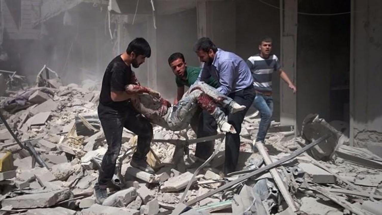 Esed Halep'i bombaladı: 11 ölü, 35 yaralı