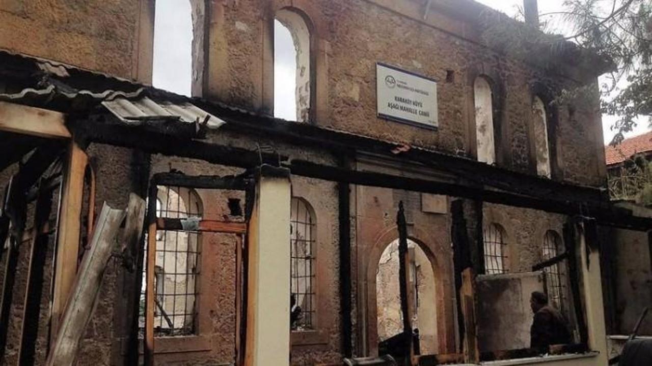 Ankara'da 110 yıllık cami yandı