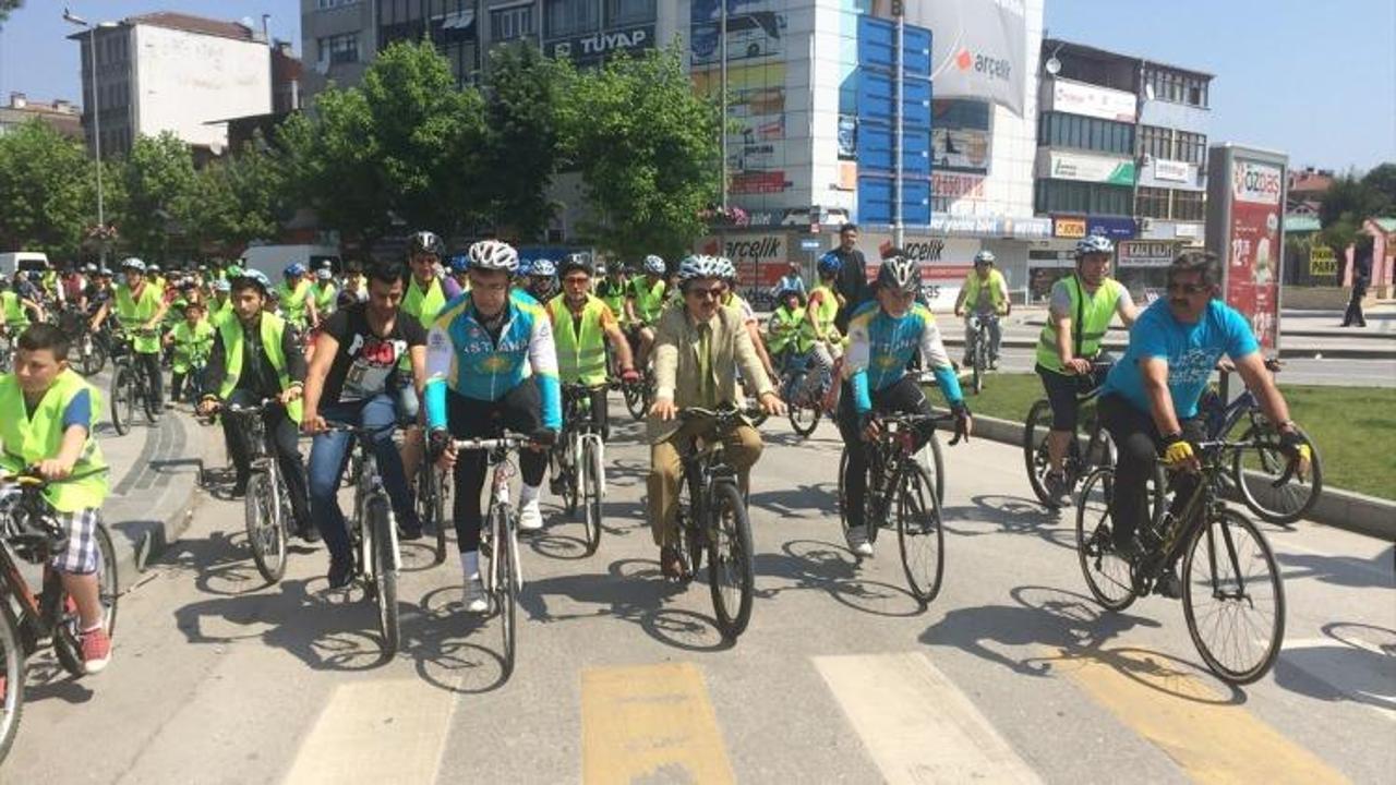 Vali Coş, bisiklet turu etkinliğine katıldı