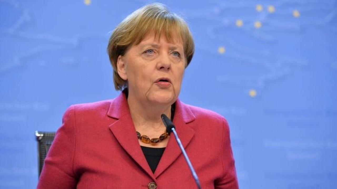 Merkel'den 'Müslüman' açıklaması: Hoş bulmuyorum