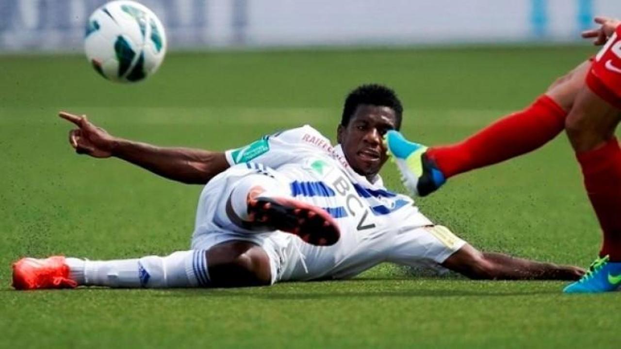 Patrick Ekeng kalp krizi ge&ccedil;irerek hayatını kaybetti! Patrick Ekeng kimdir? 