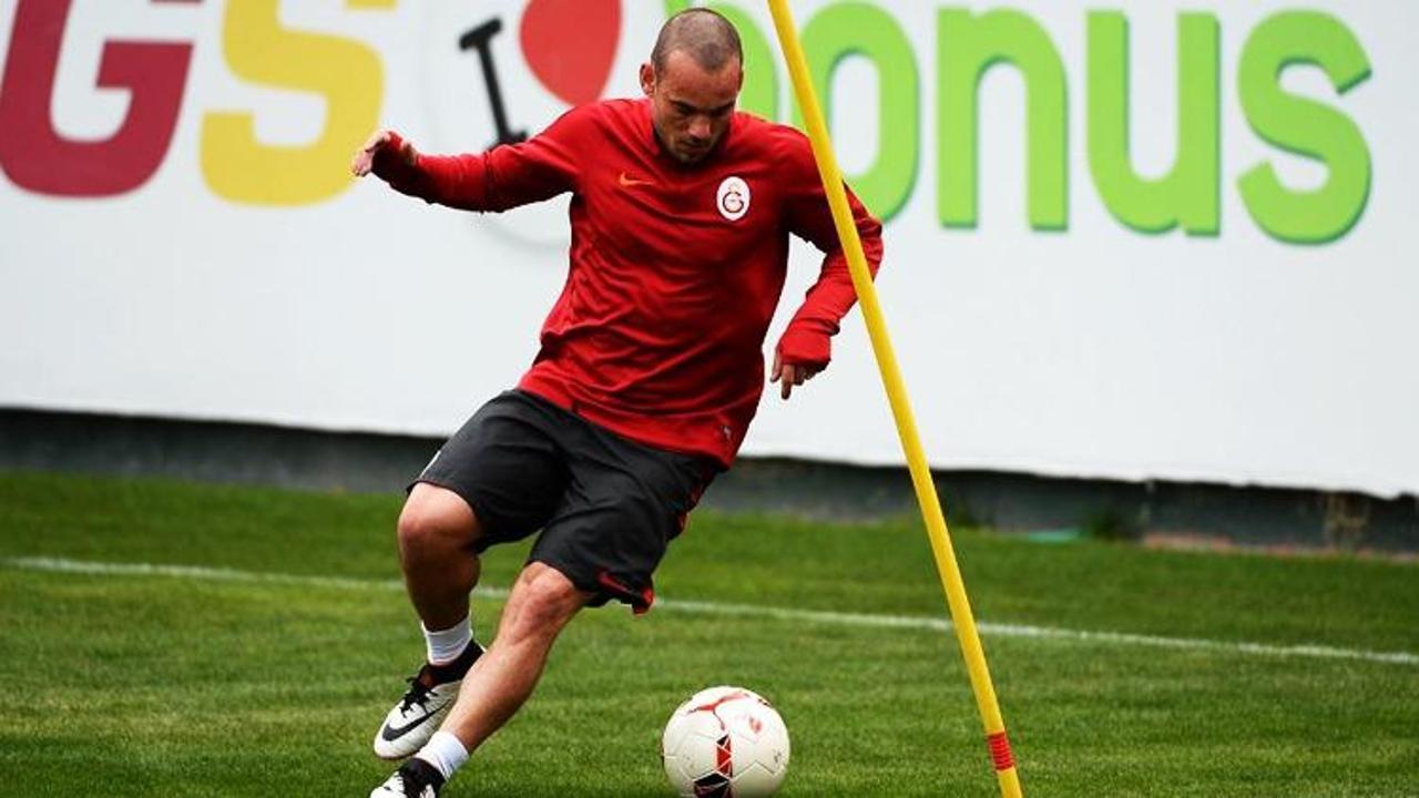 Sneijder Beşiktaş maçında oynayacak mı? Açıklandı