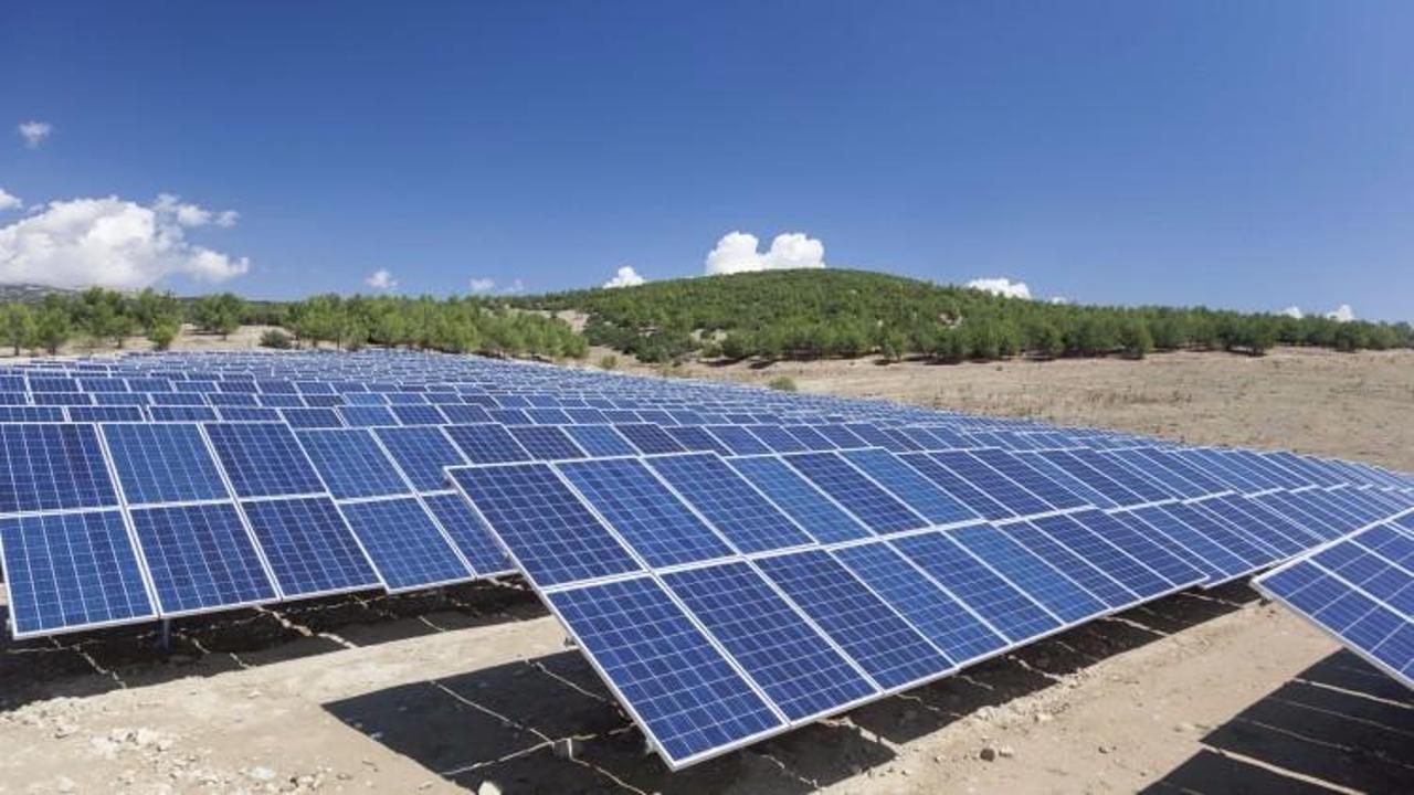 Türkiye'nin en büyük güneş santrali açılıyor