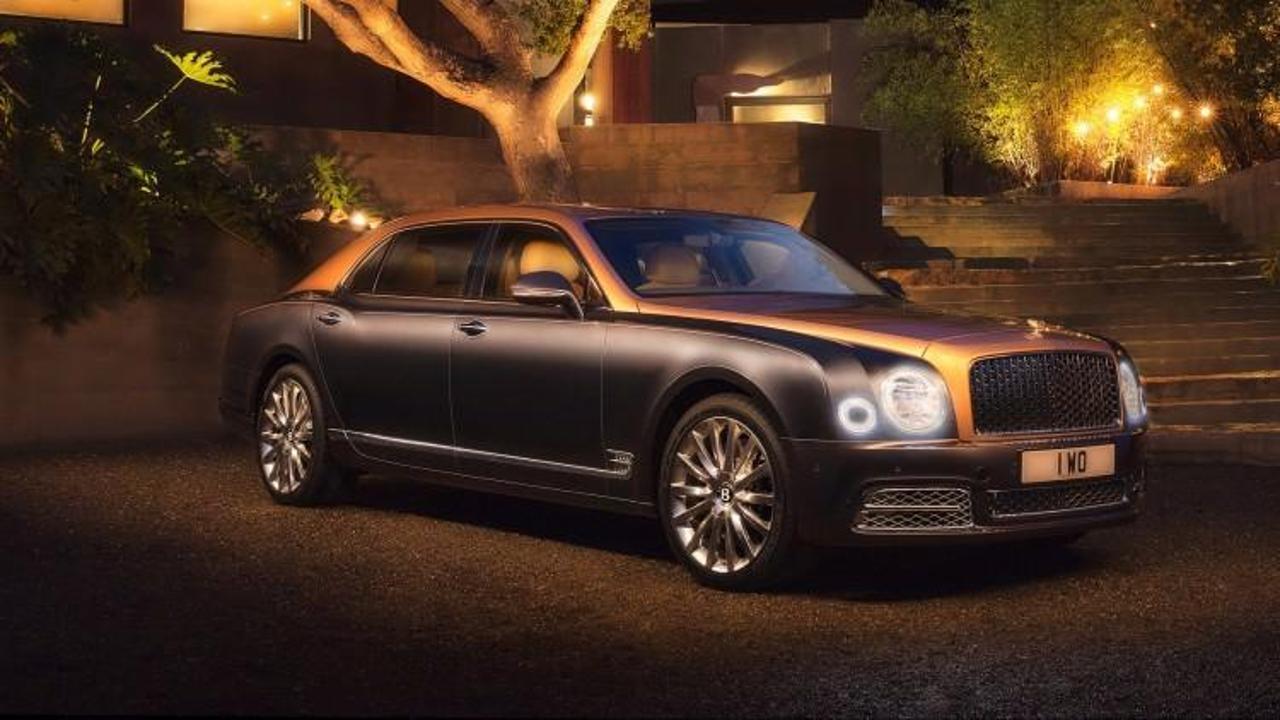 Bentley'den özel model! 350 yıllık ağaç kullanıldı