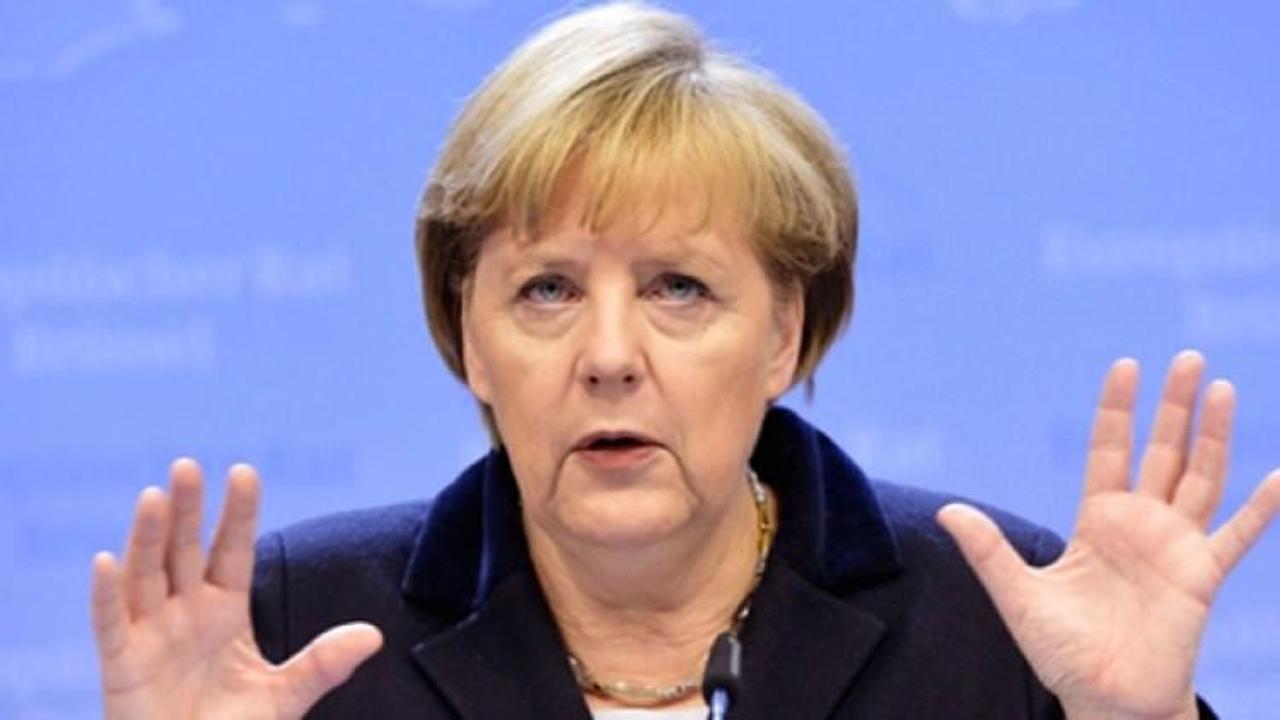 Merkel: "PKK bizim için terör örgütü"